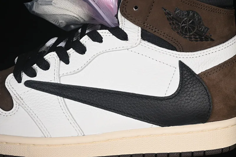 All categories Air Jordan Jordan series basketball shoes Air Jordan 1 High W version Travis Scott x Air Jordan 1 High OG AJ1 anti-hook high-top basketball shoes CD4487-001